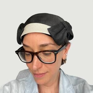 Vintage black fascinator‎ hat bow black cream